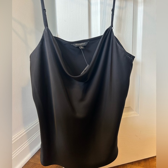 Banana Republic Silky Cowl Neck Camisole in Black - Picture 2 of 4